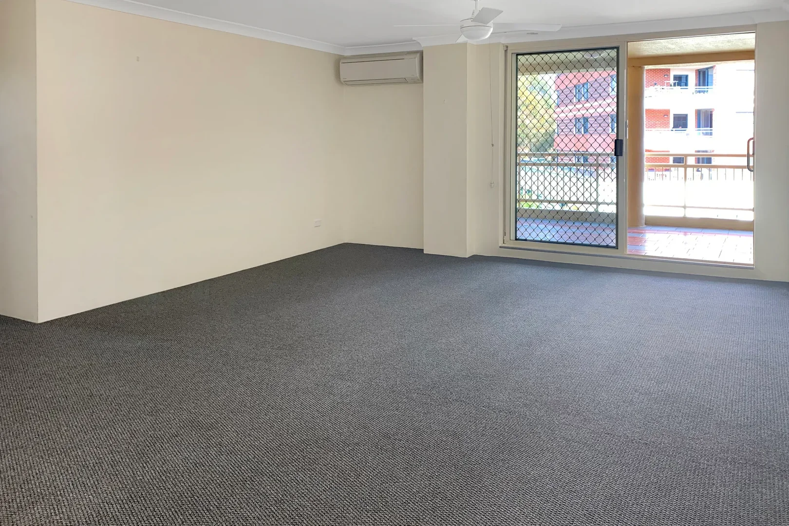 Additional image 3 of 610/674-678 Old Princes Highway, Sutherland NSW 2232