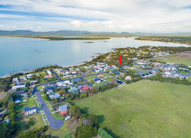 8 Hugh Street, Hawley Beach TAS 7307