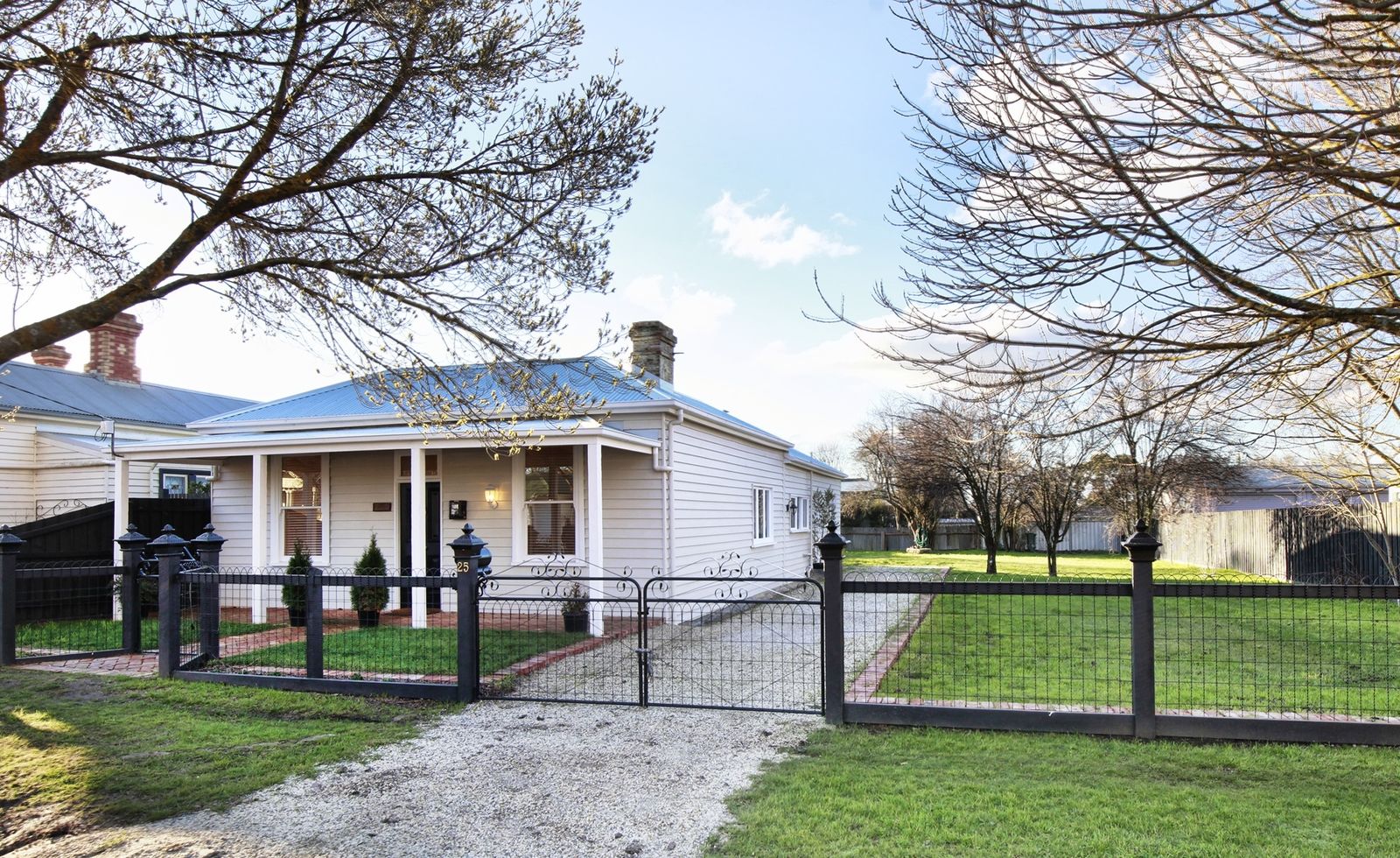 25 Yaldwyn Street East, Property History & Address Research