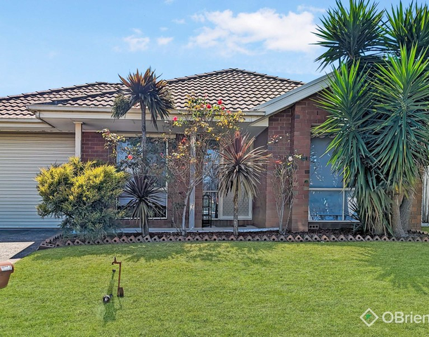 4 Lighthorse Crescent, Narre Warren South VIC 3805