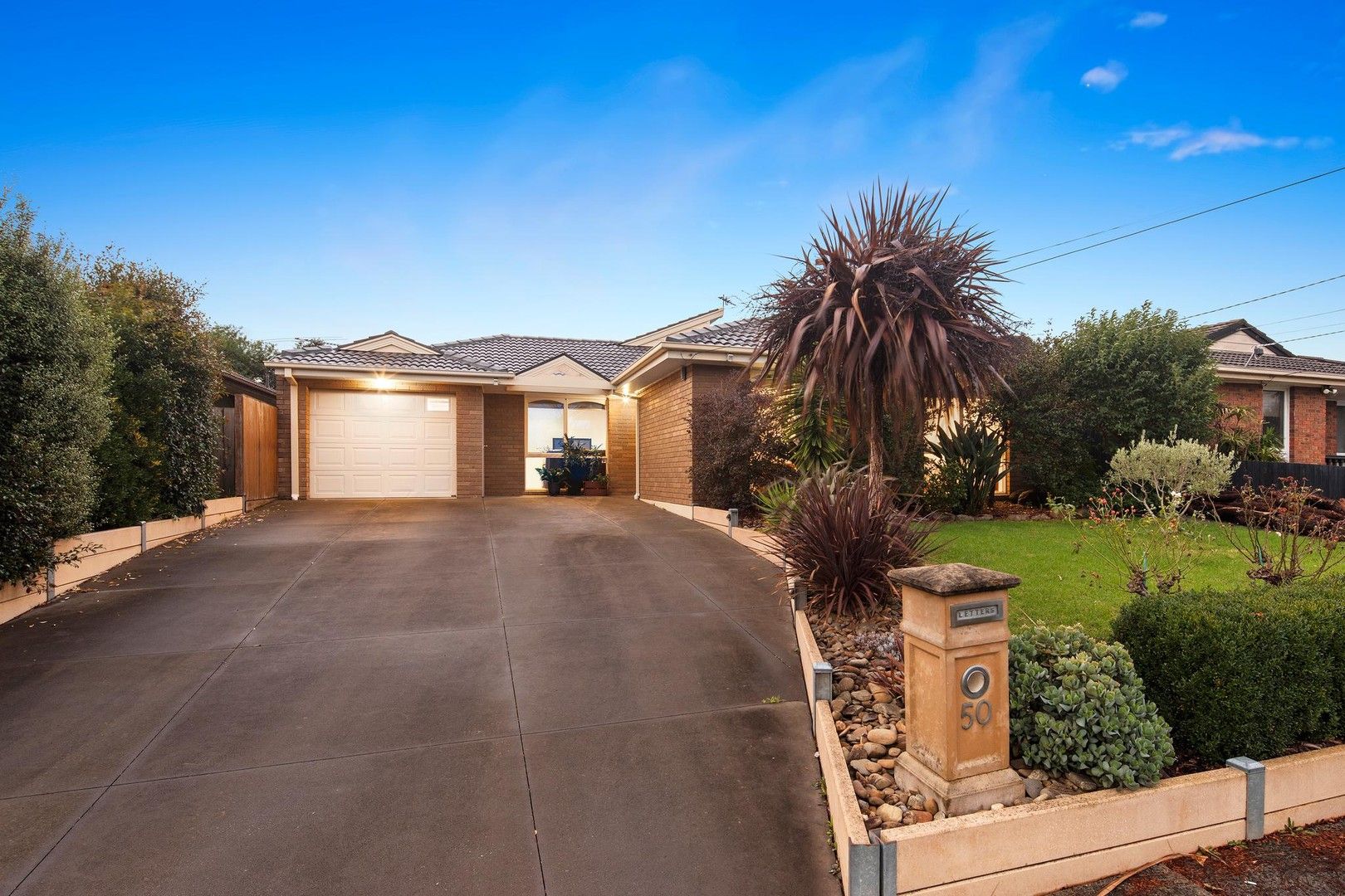 4 bedrooms House in 50 Jarvis Crescent DANDENONG NORTH VIC, 3175