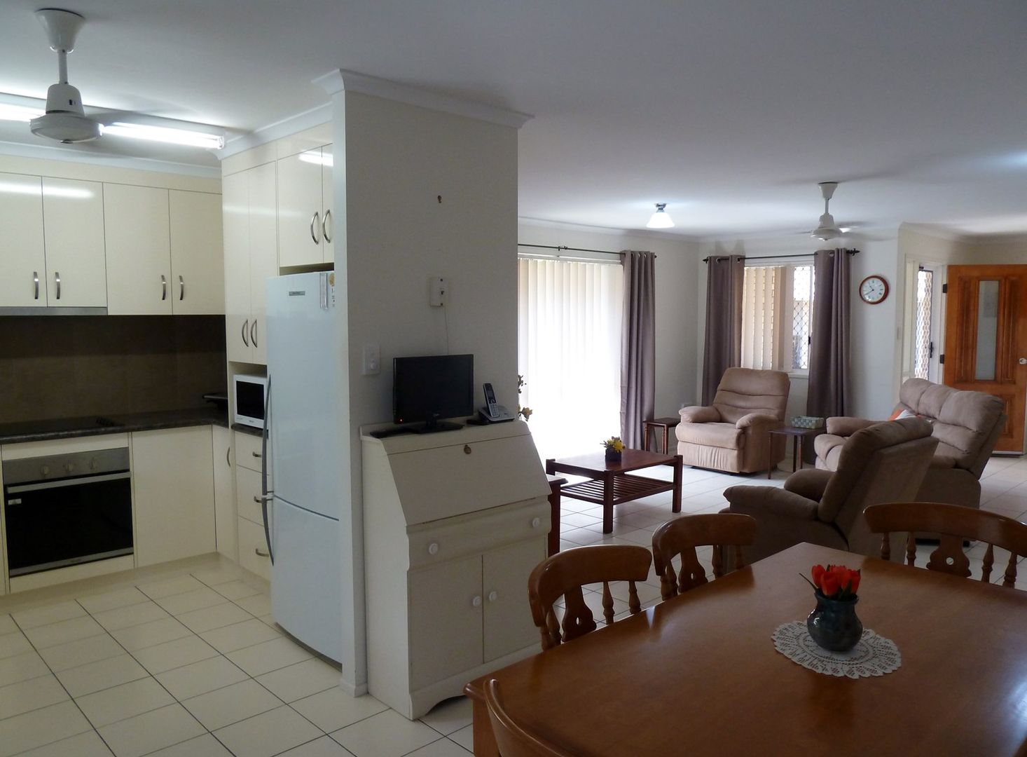 Unit 1, 2 Glenhorn Close, West Mackay QLD 4740, Image 2