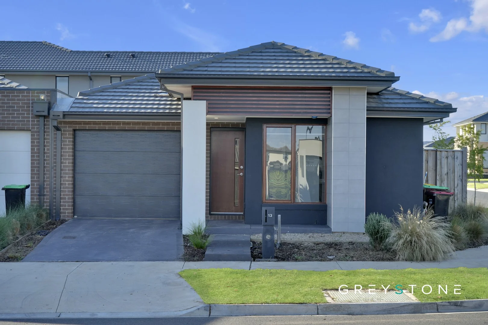 13 Broad Road, Fraser Rise VIC 3336