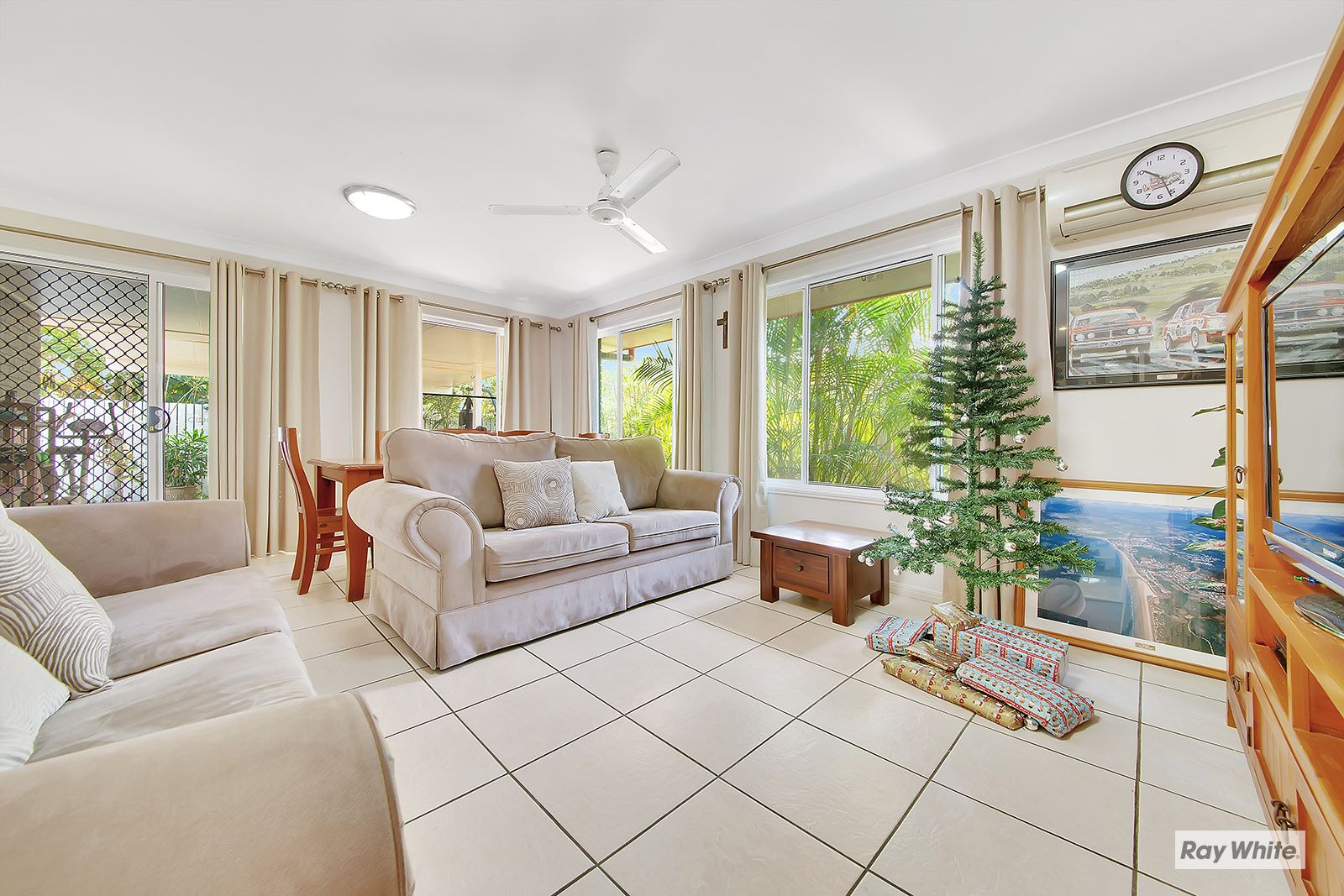 7 Booth Court, Cooee Bay QLD 4703, Image 2
