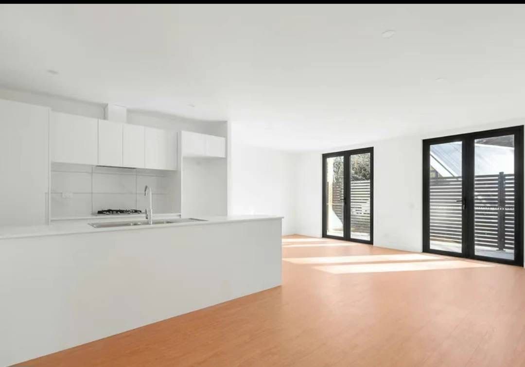7 708 Main Road Eltham