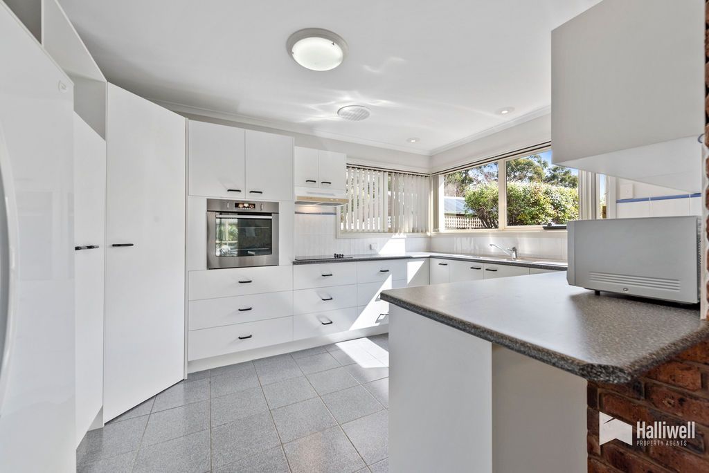 22 Tugrah Road, Stony Rise TAS 7310, Image 0