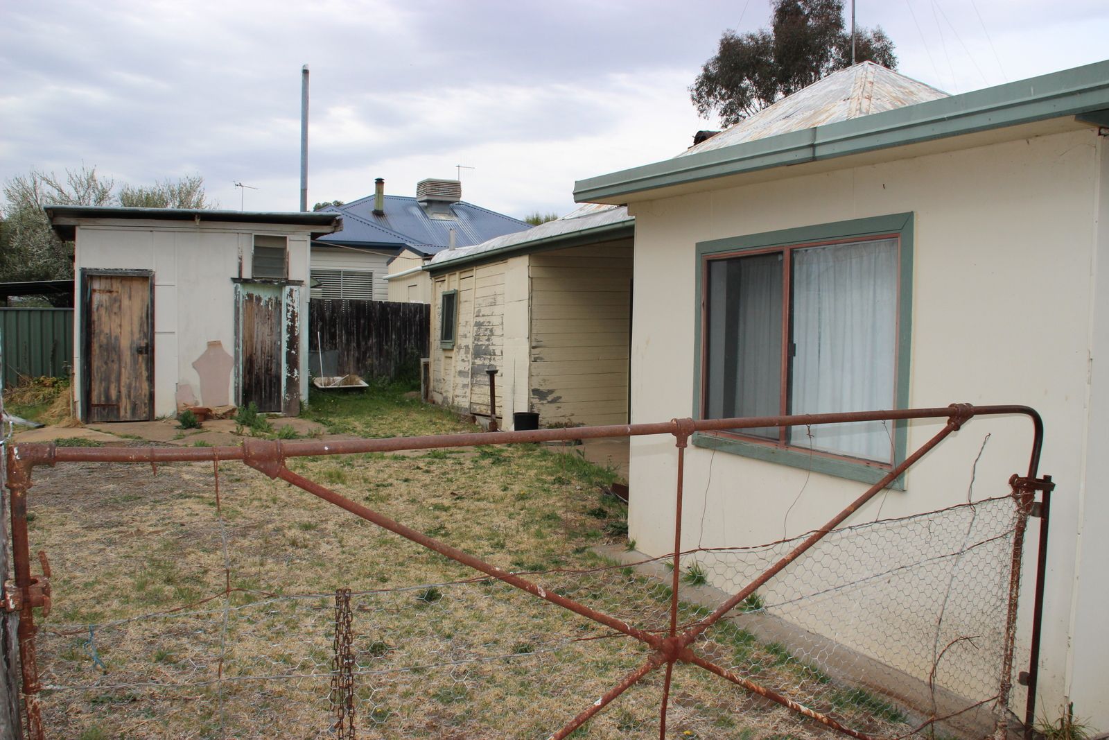 19 ROBERTSON STREET, Coonabarabran NSW 2357, Image 2