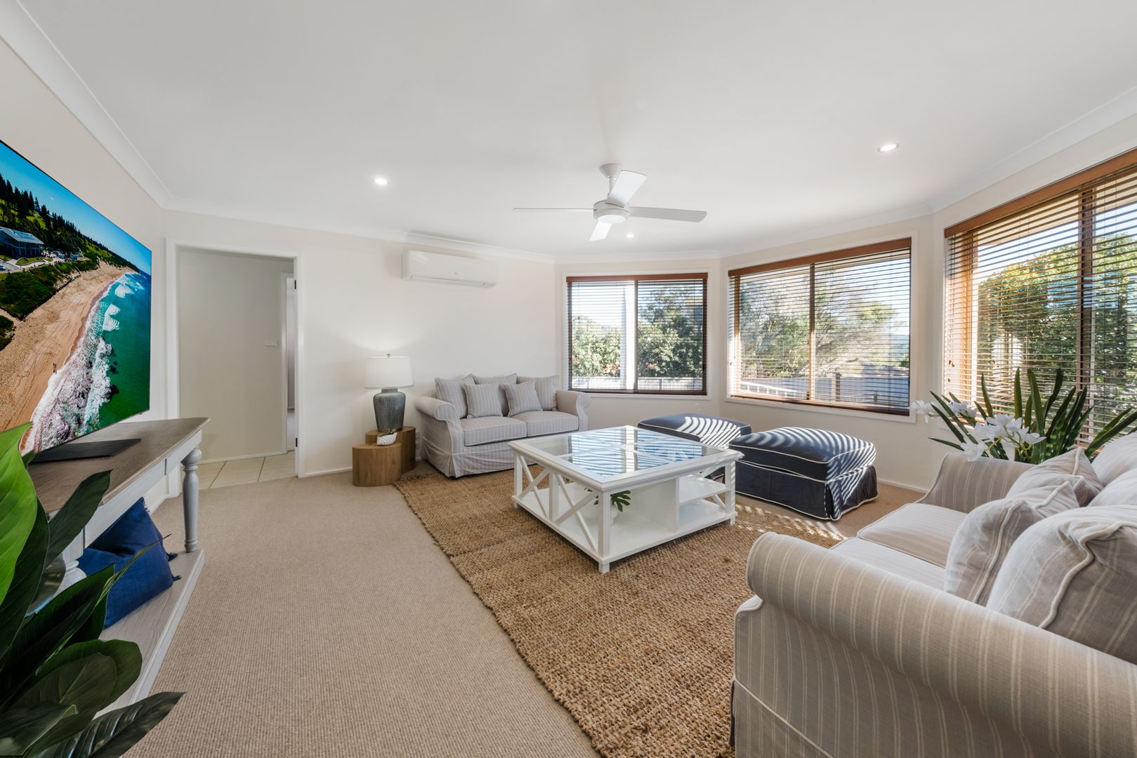 1 Ruth Place, Bateau Bay NSW 2261, Image 2