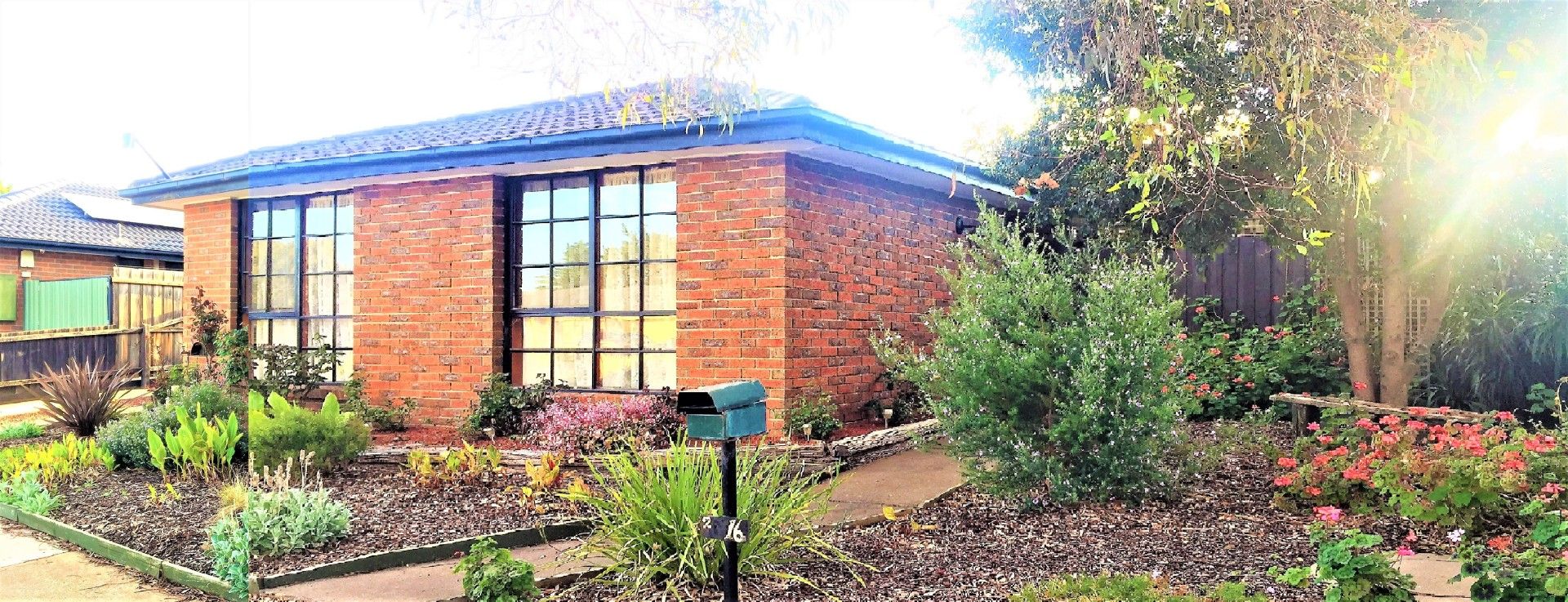 3 bedrooms House in 2/16 Barklya Court HOPPERS CROSSING VIC, 3029