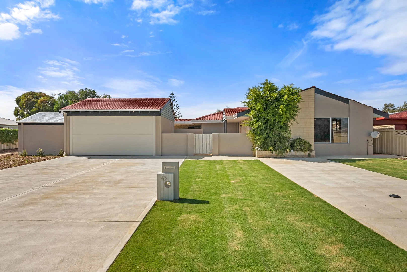 43 TRADE WINDS DRIVE, Safety Bay WA 6169