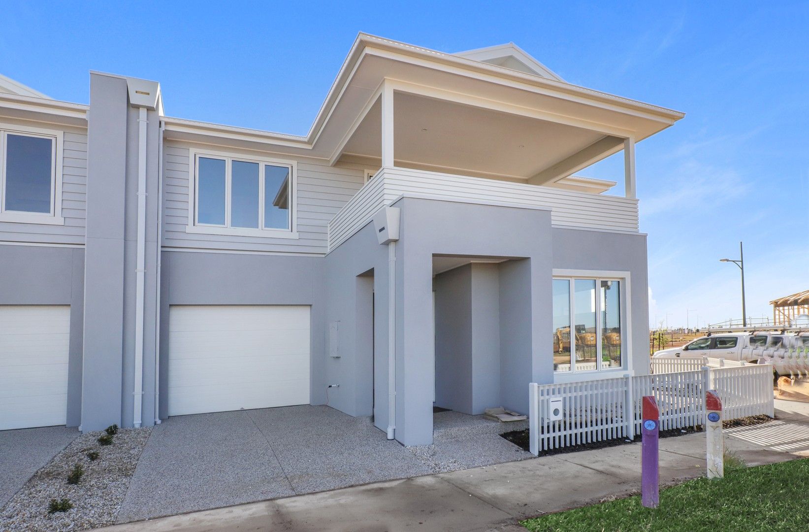 3 bedrooms House in 2 Poundbury Ave STRATHTULLOH VIC, 3338