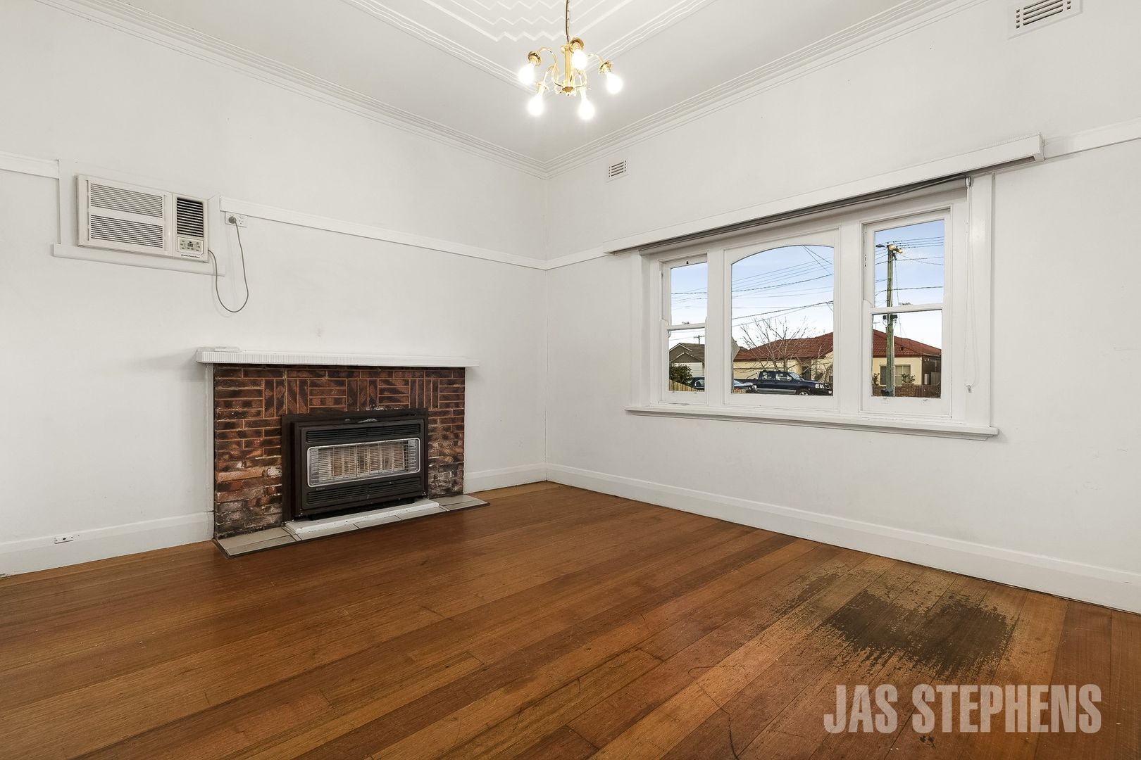 84 King Edward Avenue, Albion VIC 3020, Image 2