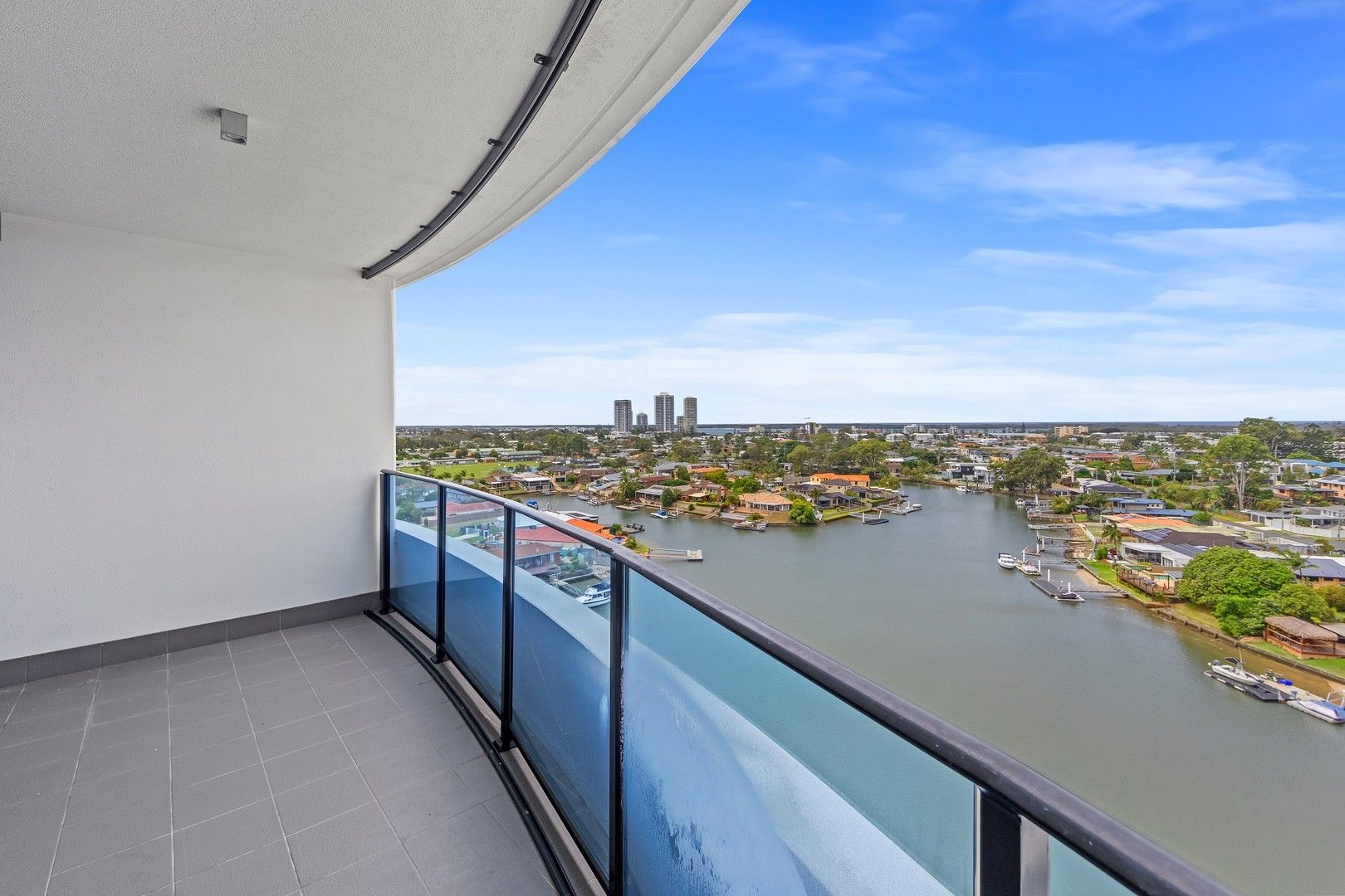 1906/5 Harbour Side Court, Biggera Waters QLD 4216 Apartment For Rent