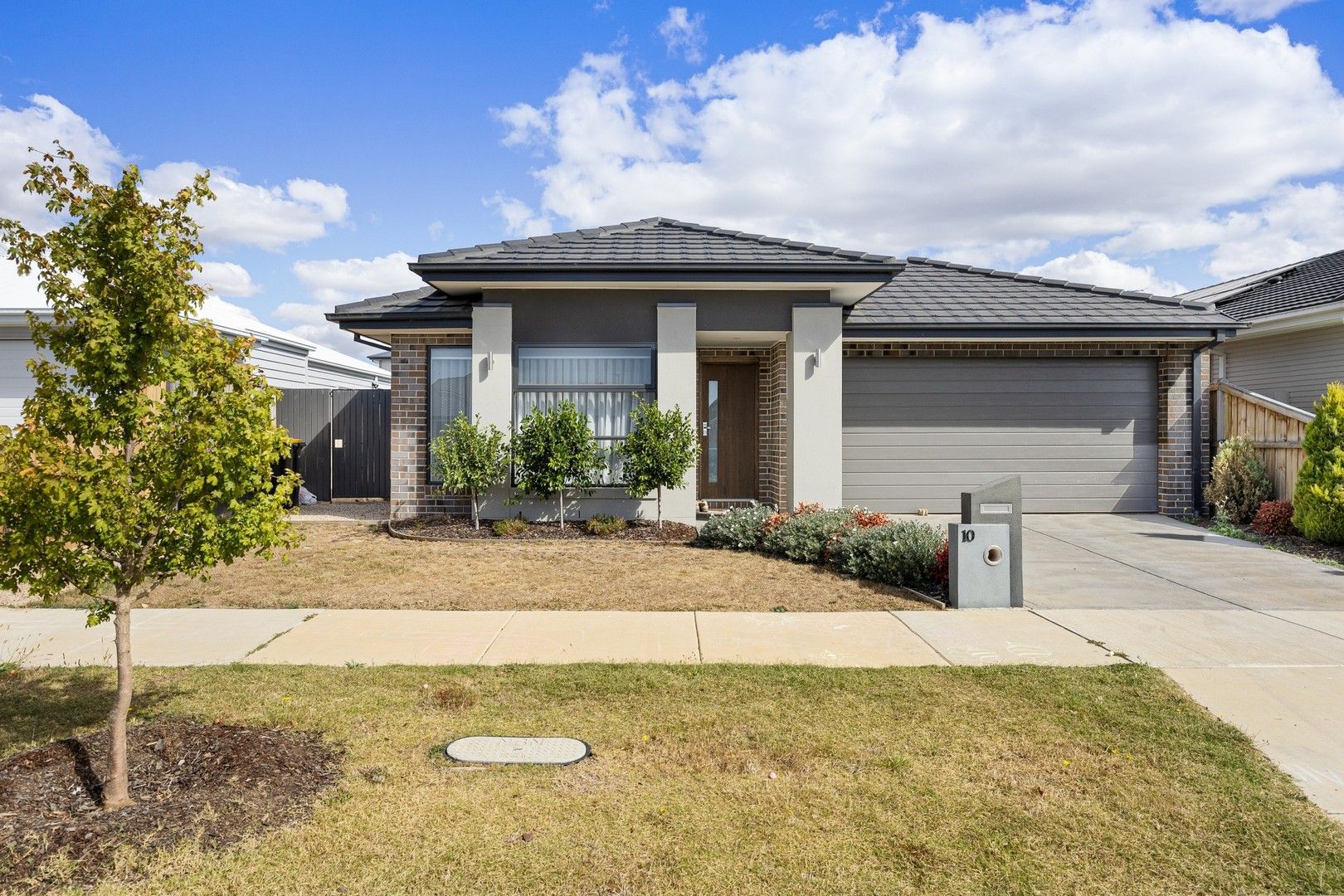 10 May Dr, Gisborne VIC 3437, Image 0