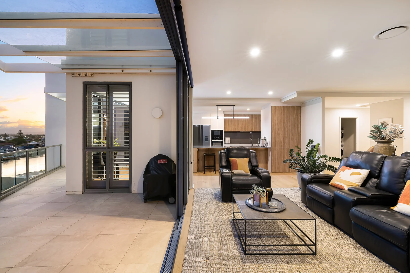 Additional image 3 of 802/6 Tarcoola Crescent, Chevron Island QLD 4217