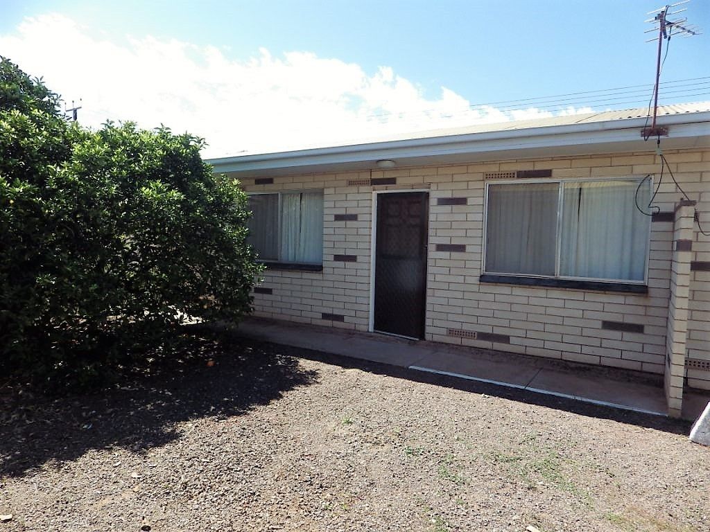 4 JEFFRIES STREET, Whyalla Playford SA 5600, Image 2