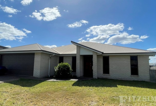 14 Diggers Drive, Dalby QLD 4405