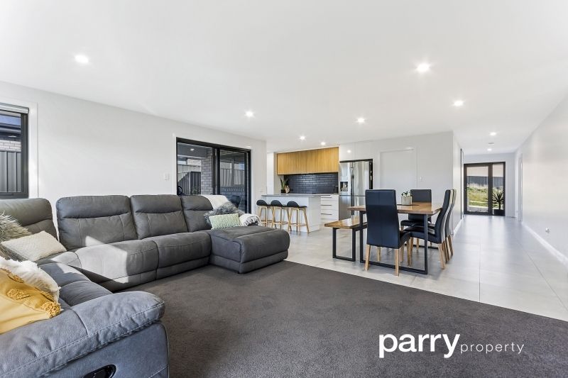 2/28 Lakeside Drive, Kings Meadows TAS 7249, Image 1