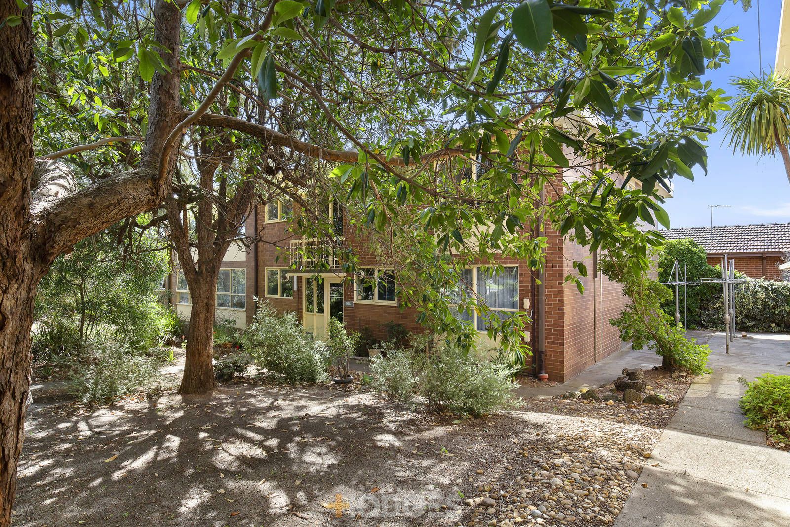 16/21 Roydon Street, Hampton East VIC 3188, Image 2