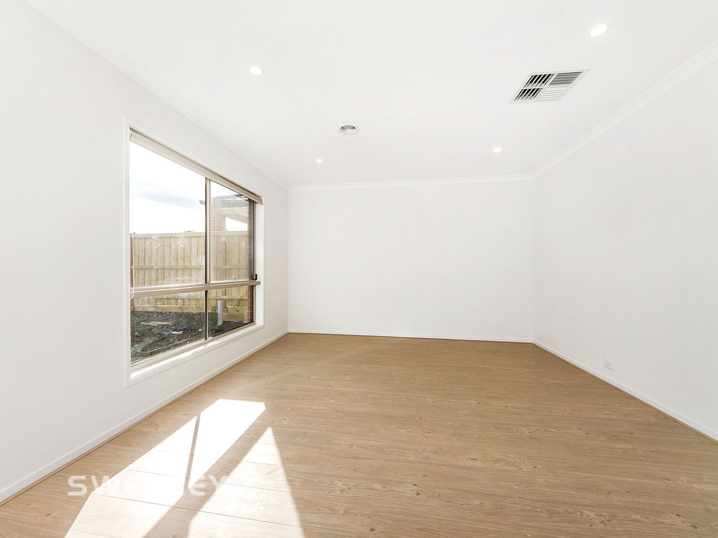 32 Prospector Crescent, Diggers Rest VIC 3427 House For Rent Domain