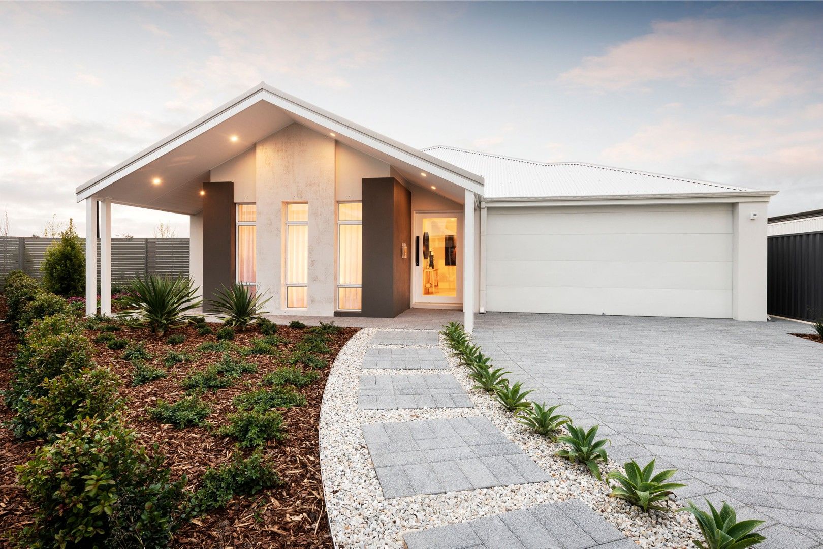 4 bedrooms House in 7 Brigade Lane ELLENBROOK WA, 6069
