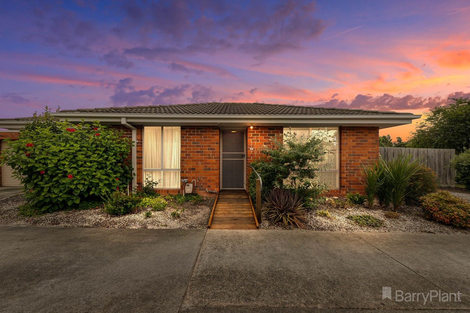 1/6 Osborn Grove, Pakenham VIC 3810, Image 0