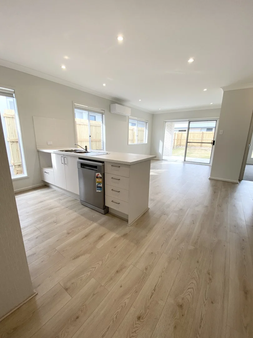 Additional image 5 of 34 Celestial Road, Flagstone QLD 4280