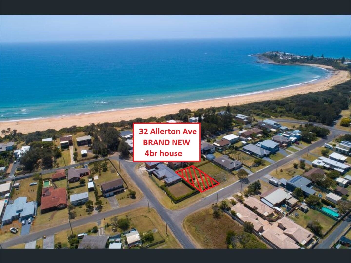 4 bedrooms House in 32 Allerton Avenue CULBURRA BEACH NSW, 2540