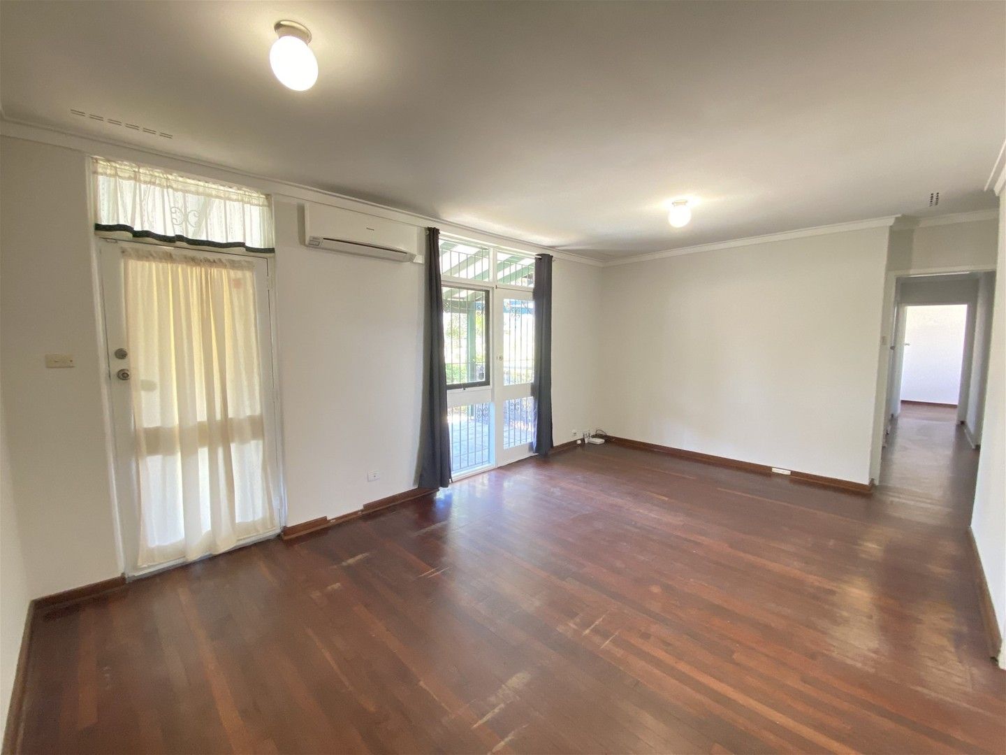 3 bedrooms House in 51 Lynmouth St DIANELLA WA, 6059