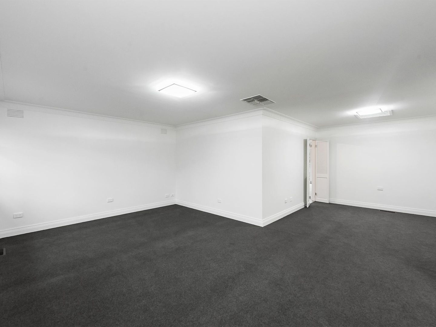 2/567 Balcombe Road, Black Rock VIC 3193, Image 1