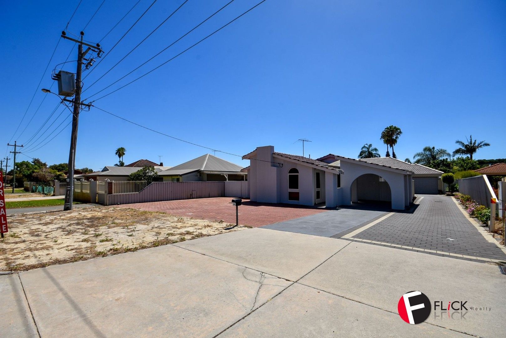 3 bedrooms House in 14 Hampton Square MORLEY WA, 6062