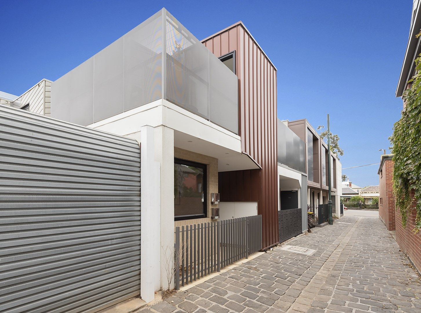 2 bedrooms House in 2/12 Mugg Lane NORTH MELBOURNE VIC, 3051