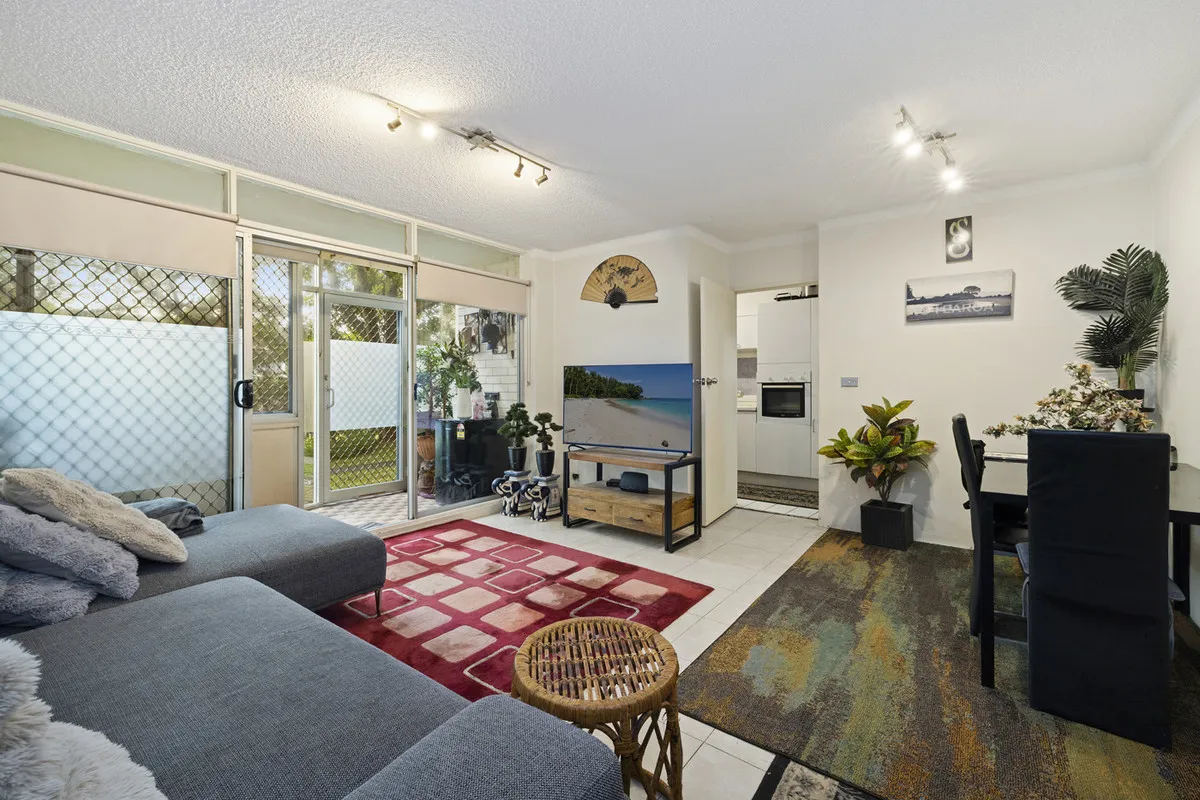 Ground Floor Apartment with Resort-Style Living - Widok 2