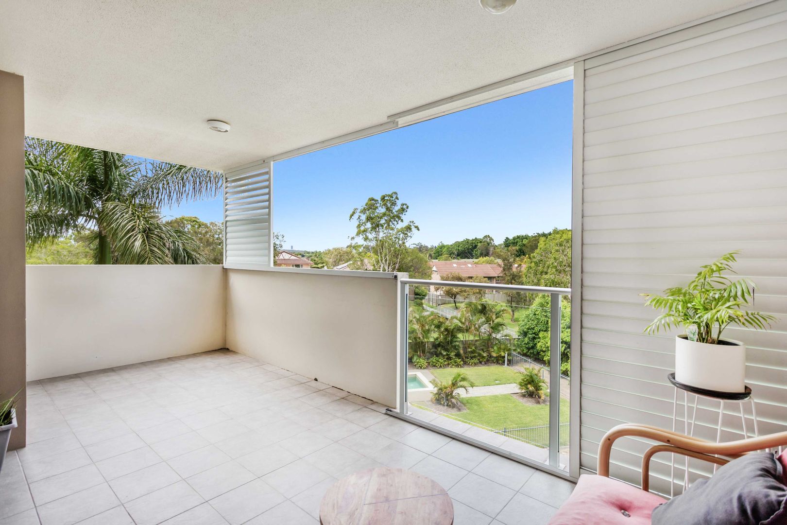 4301/12-14 Executive Drive, Burleigh Waters QLD 4220, Image 2