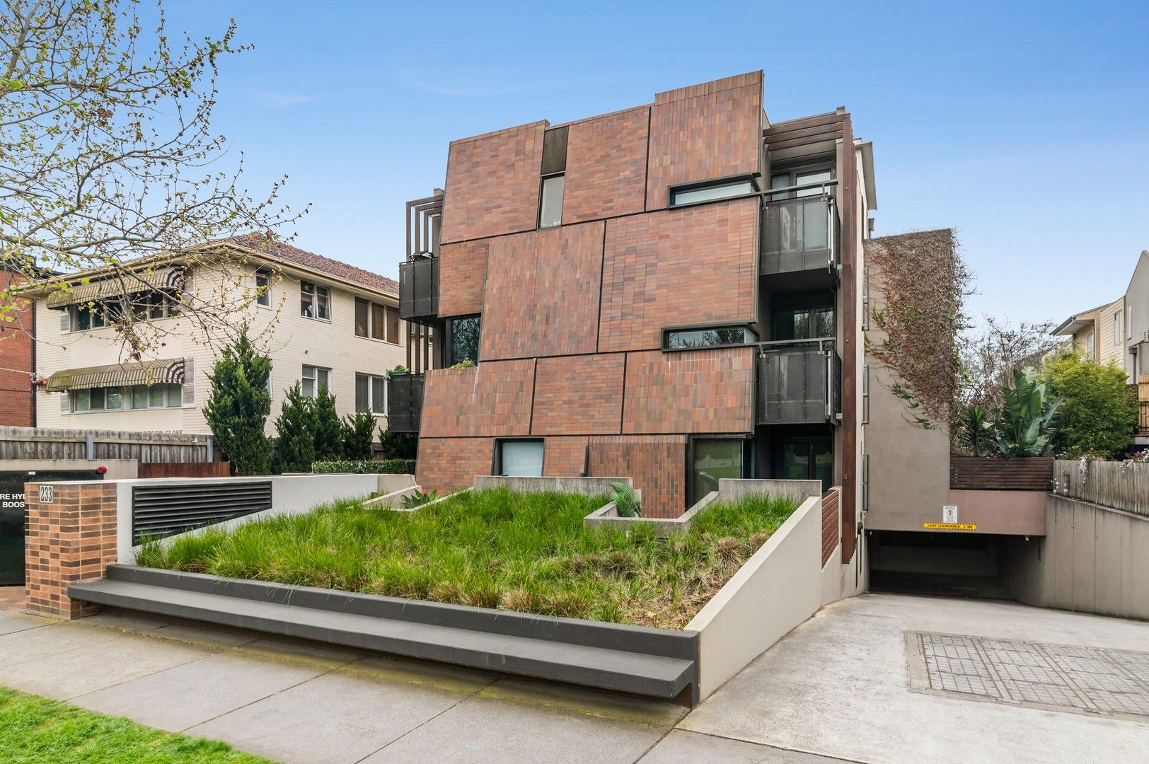 1 bedrooms Apartment / Unit / Flat in 8/233 Dandenong Road WINDSOR VIC, 3181