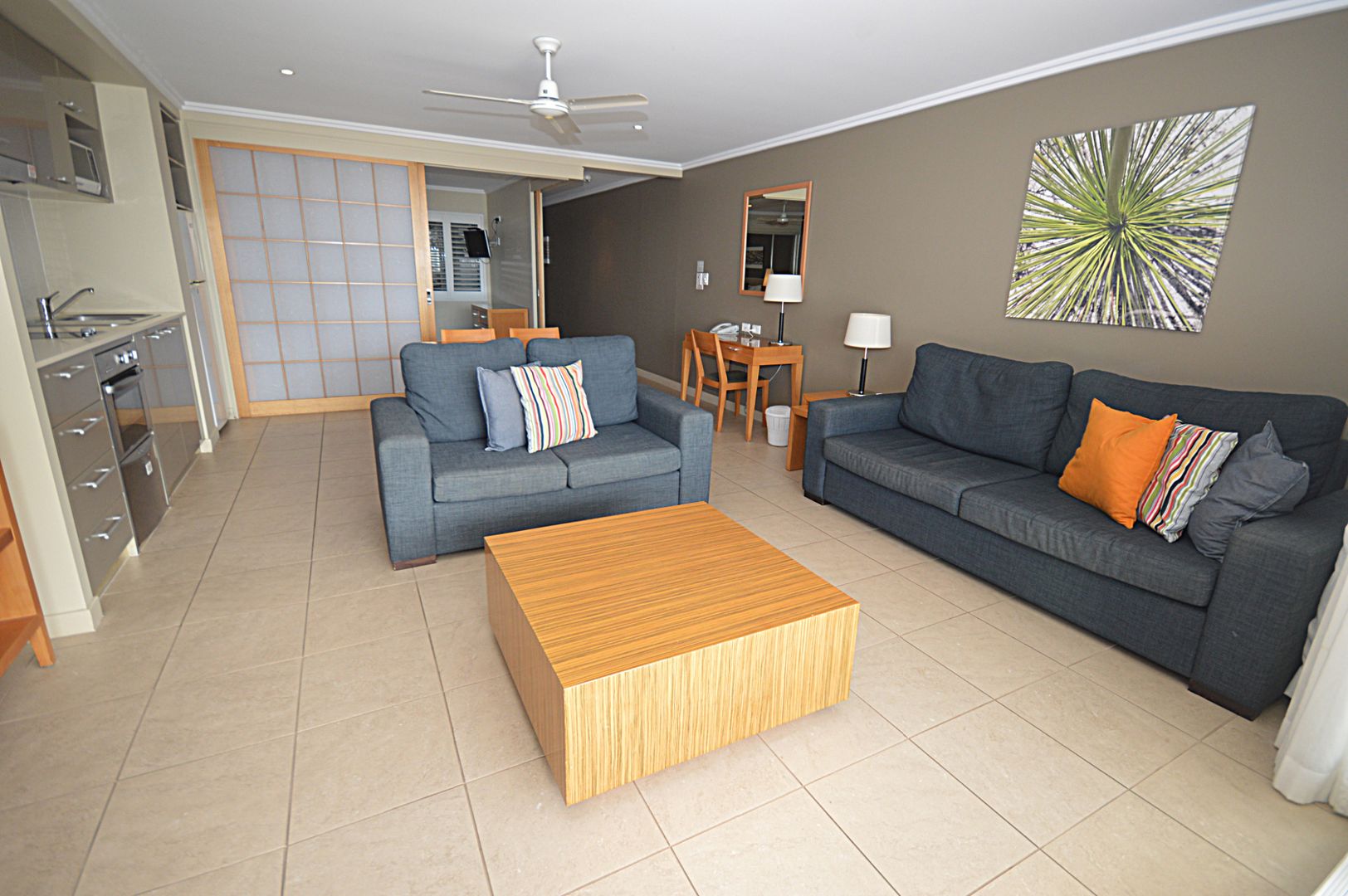 305/569 Esplanade, Urangan QLD 4655, Image 2