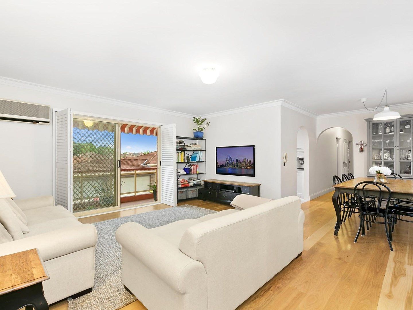 2/144 Russell Avenue, Dolls Point NSW 2219, Image 0