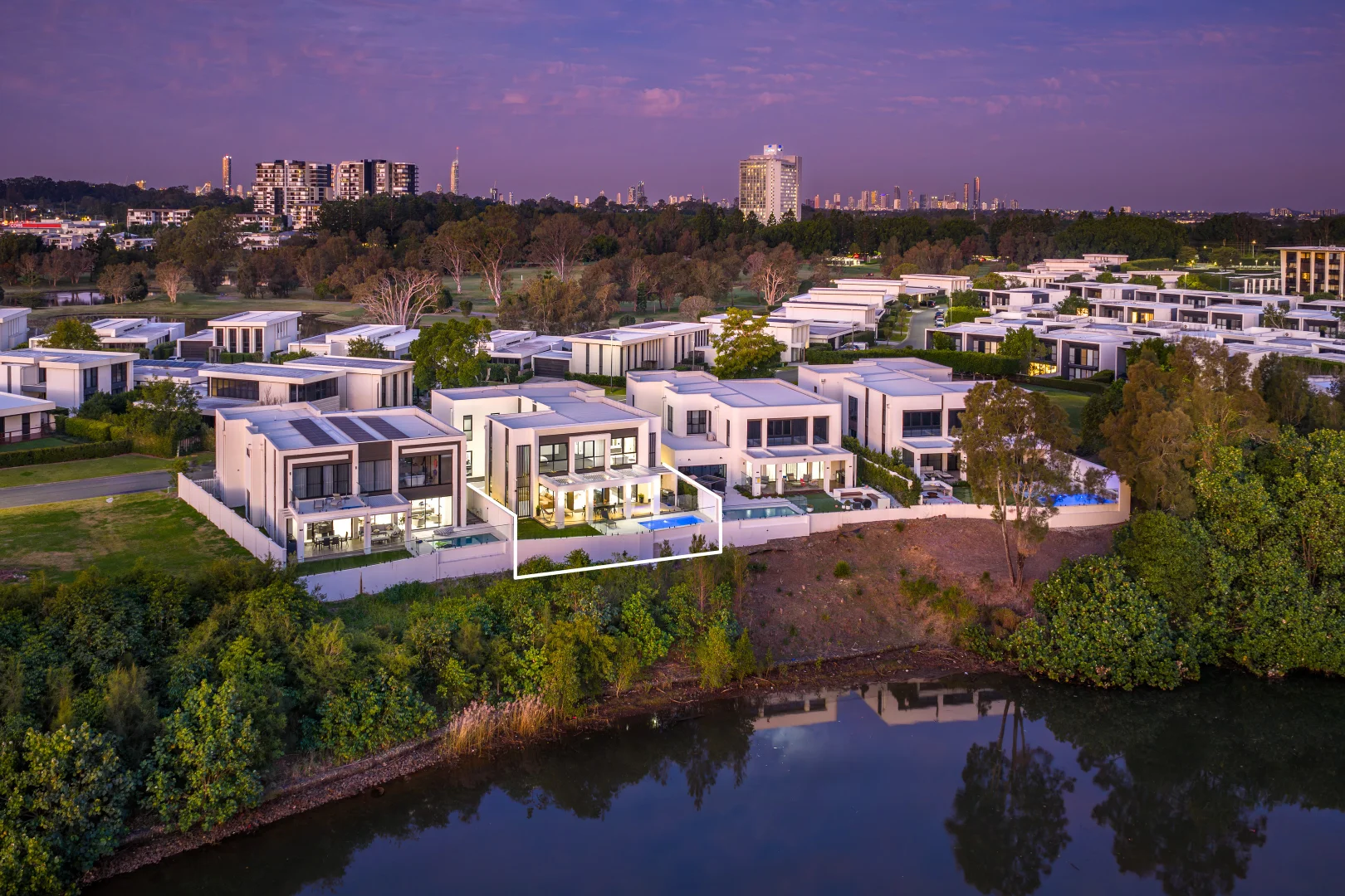 Additional image 35 of 25 The Boulevarde, Benowa QLD 4217