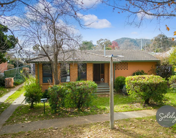 211 Phillip Avenue, Hackett ACT 2602