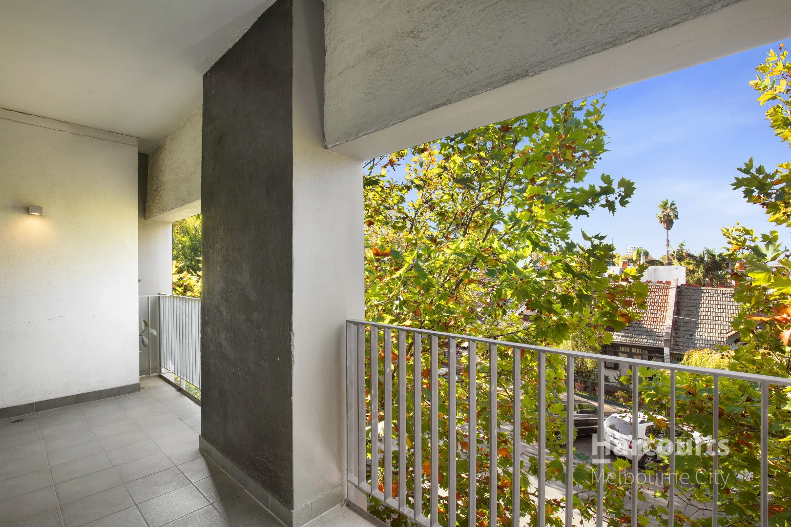 Enjoy St Kilda: Stylish, Updated Apartment with Parking! - View 3