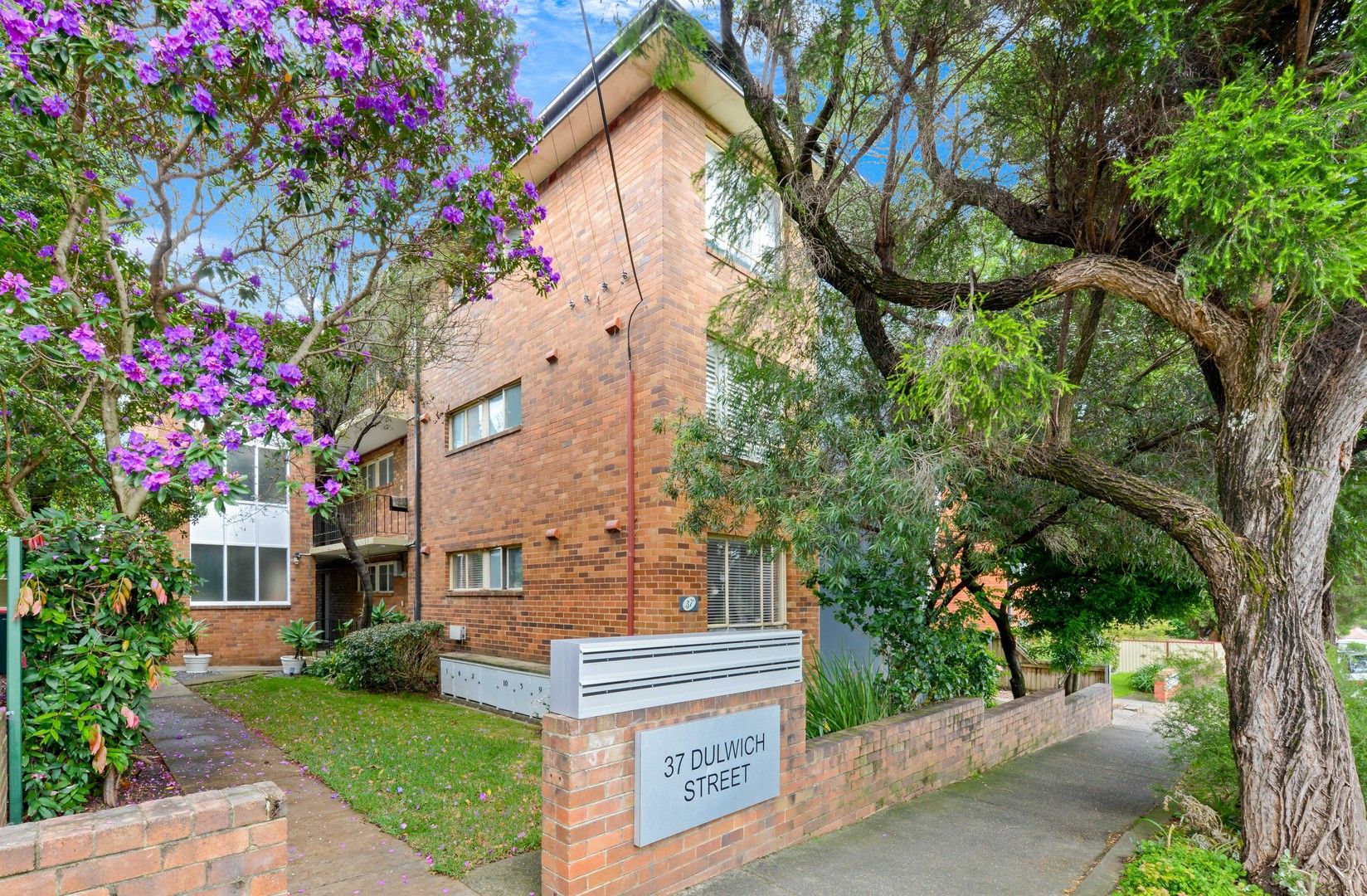 1 bedrooms Apartment / Unit / Flat in 10/37 Dulwich Street DULWICH HILL NSW, 2203