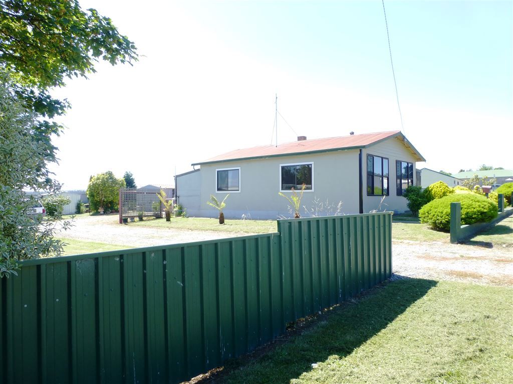 10 Fysh Street, Beaconsfield TAS 7270, Image 1