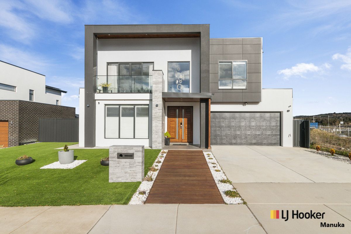 5 bedrooms House in 10 Edwin Hicks Way COOMBS ACT, 2611