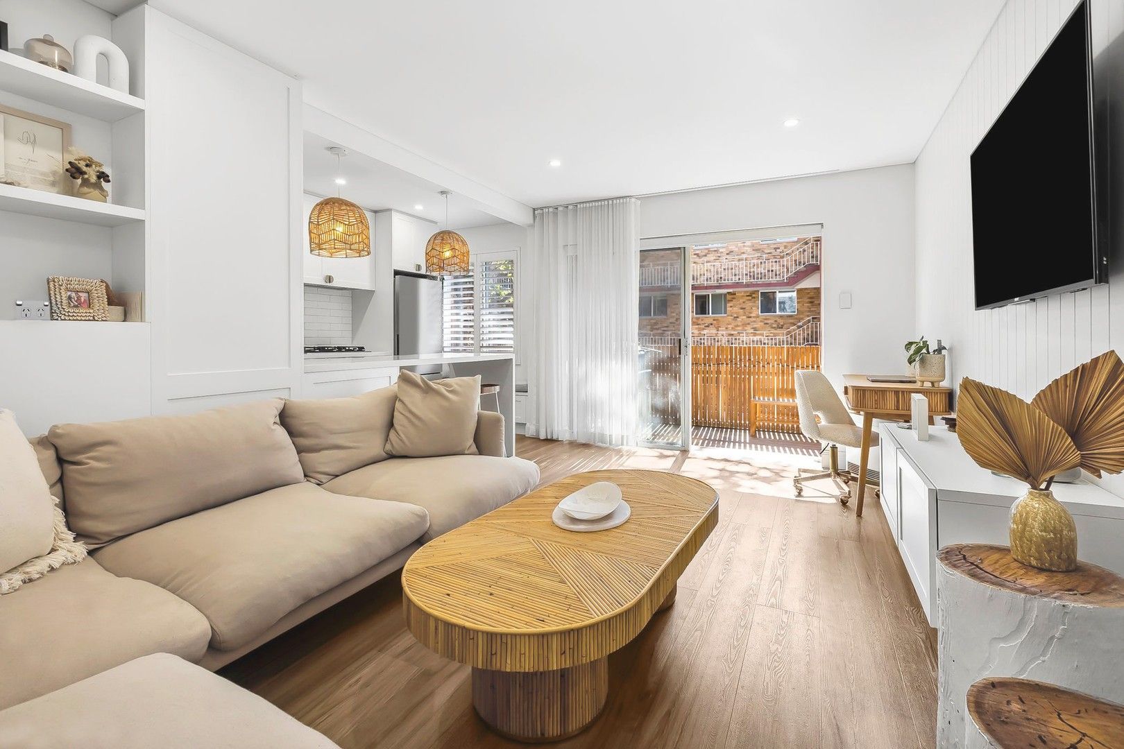2 bedrooms Apartment / Unit / Flat in 8/28 Gladstone Street NEWPORT NSW, 2106