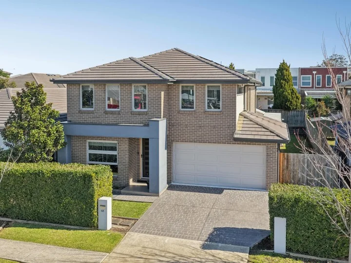 48 Village Circuit, Gregory Hills NSW 2557