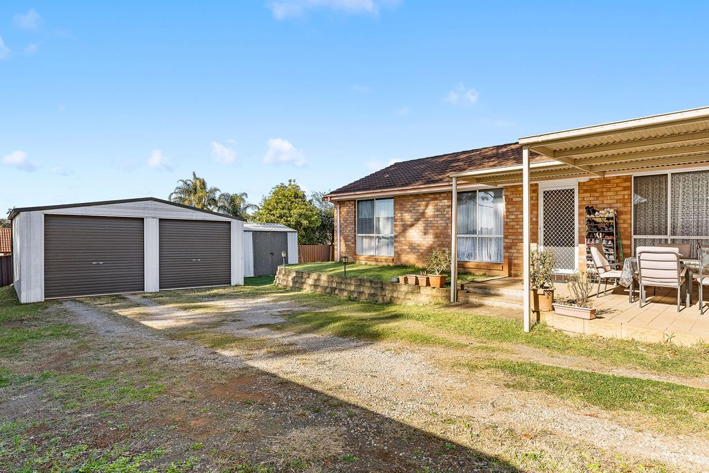 11 Archibald Crescent, Rosemeadow NSW 2560, Image 1