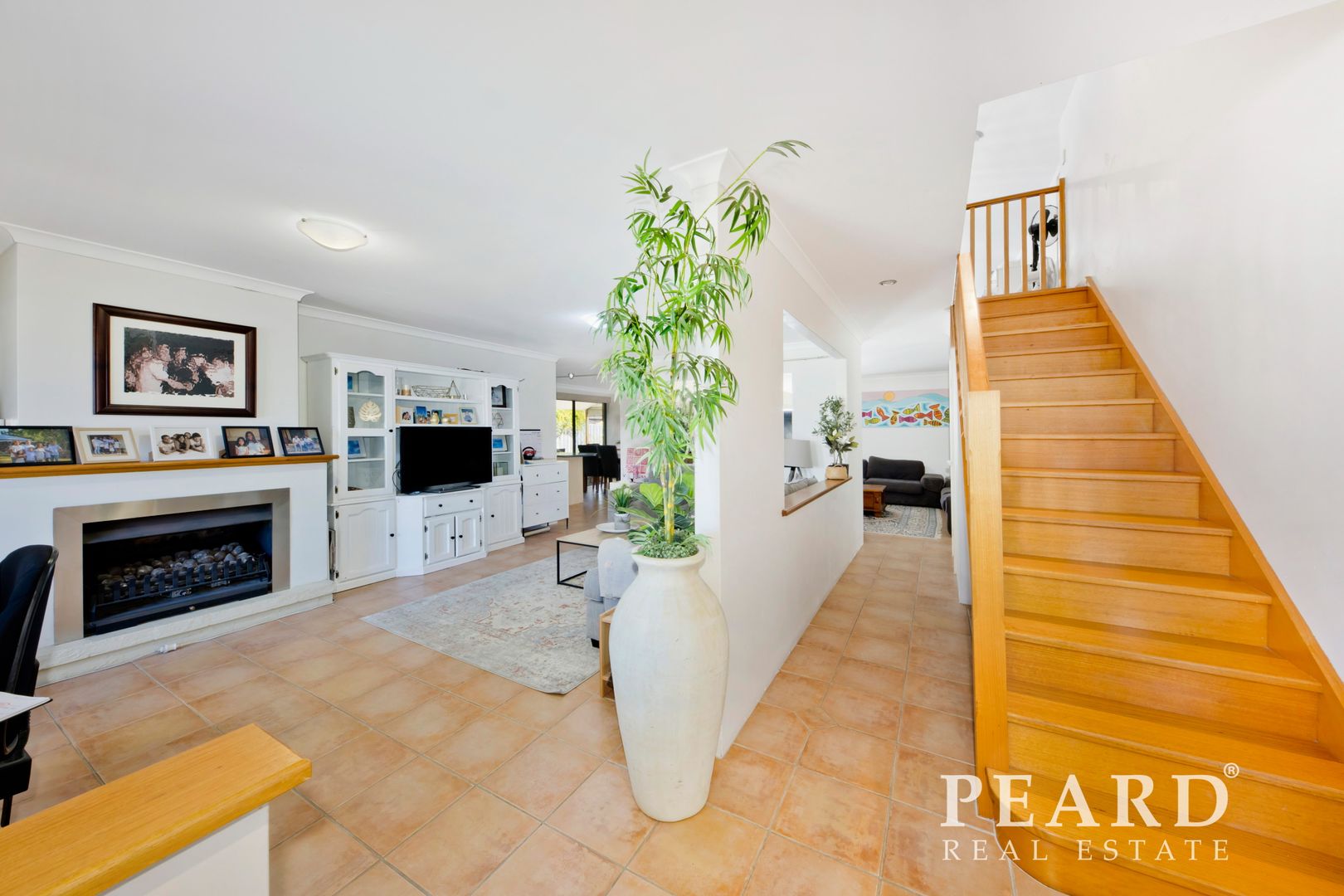 7 Weymouth Boulevard, Quinns Rocks WA 6030, Image 2