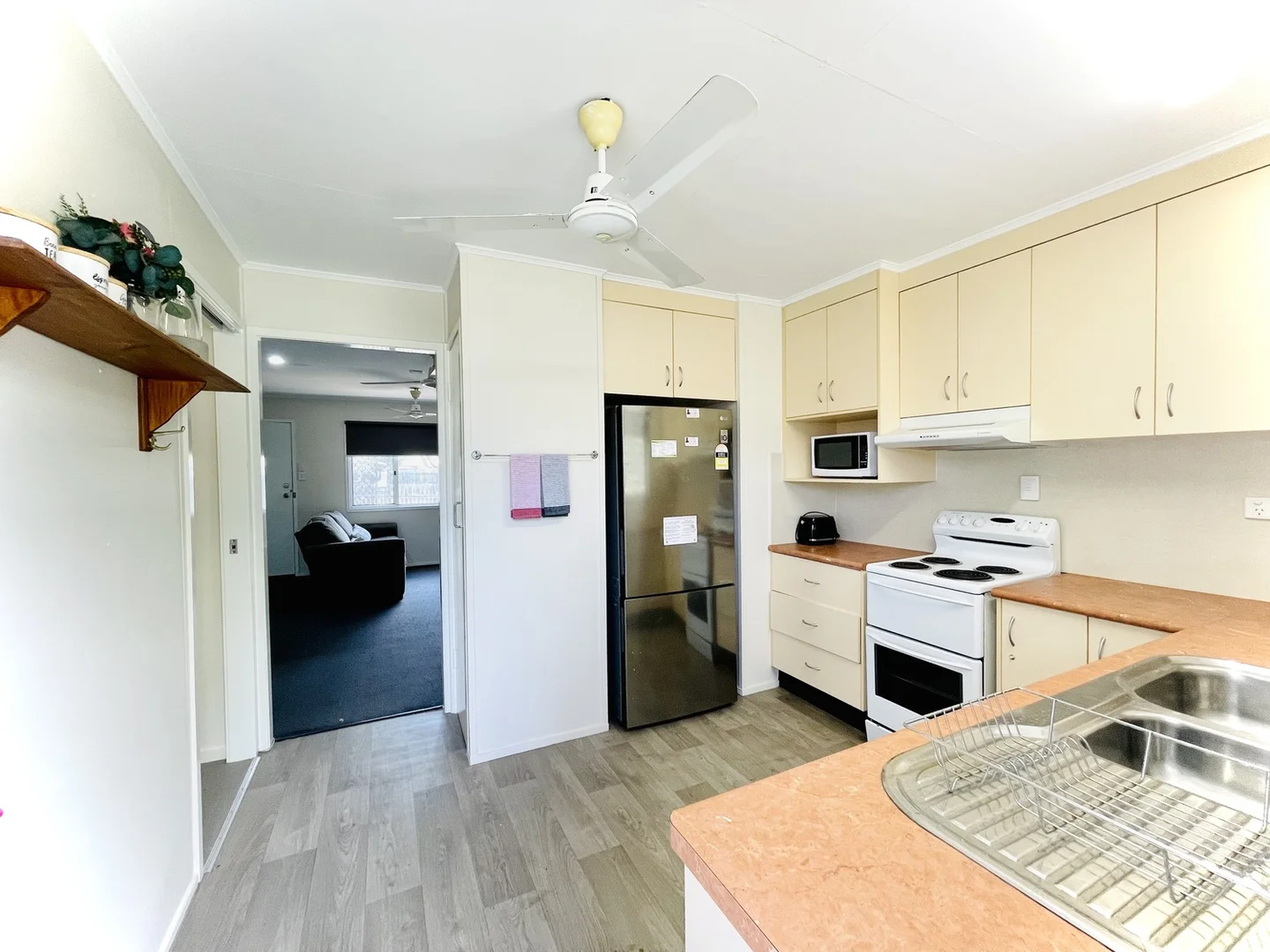 Additional image 16 of 36a&b MILLS Avenue, Moranbah QLD 4744