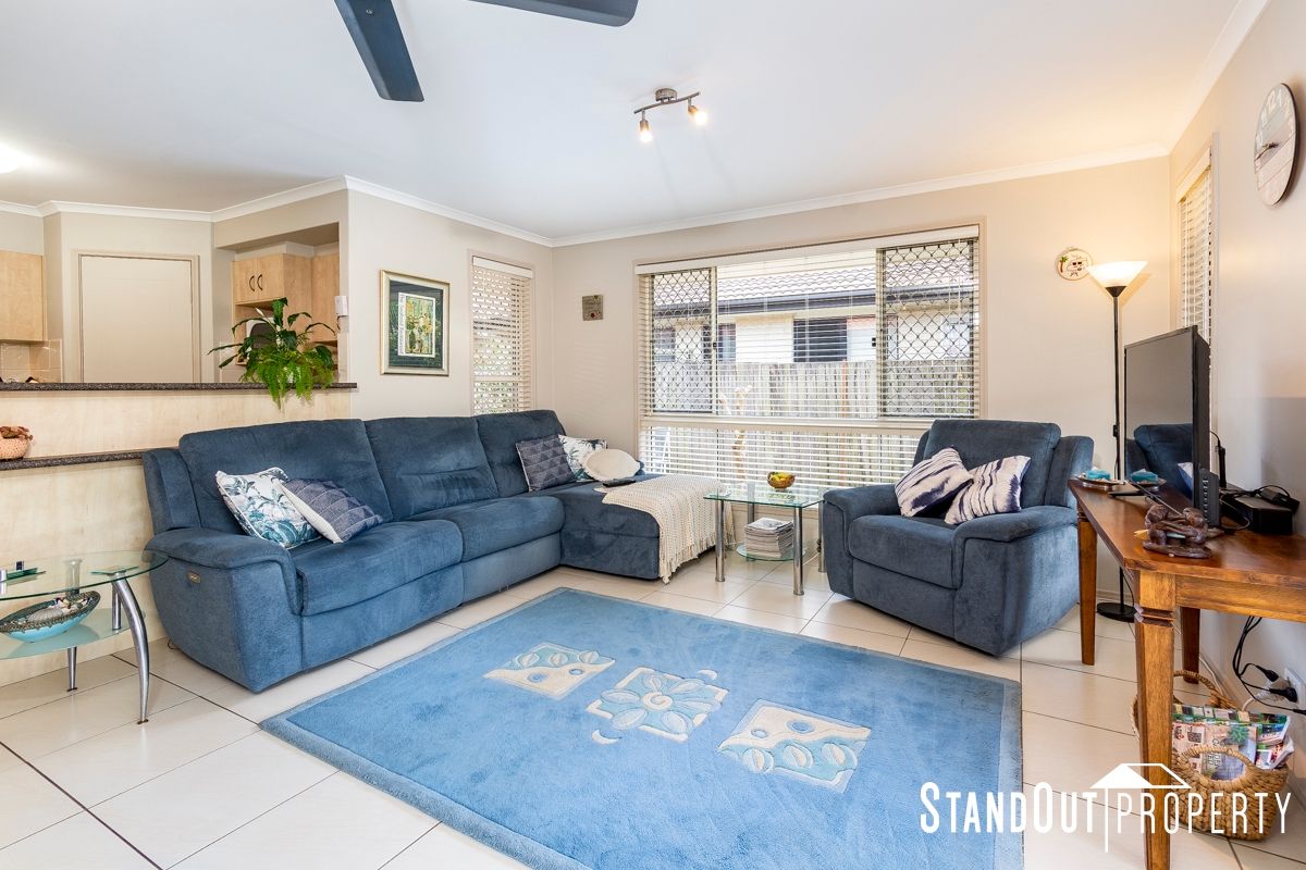 8 Rushcutters Court, Sandstone Point QLD 4511, Image 2