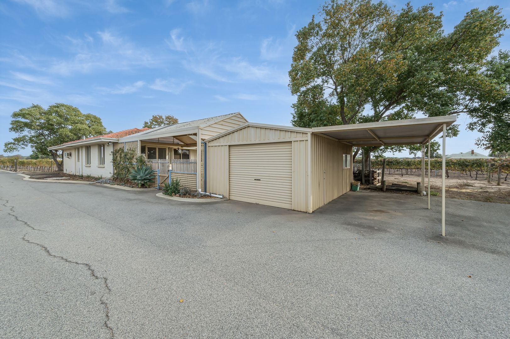 928 Great Northern Highway, Millendon WA 6056 - House For Rent | Domain